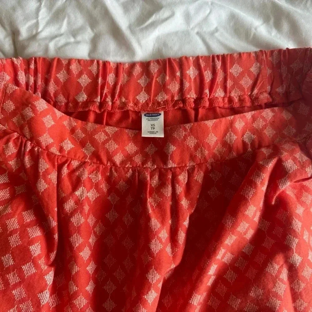 Old Navy Coral Patterned Cotton Mini Skirt - Picture 5 of 8